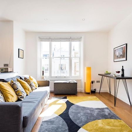 Appartamento Bright And Modern Earls Court Gem Londra Esterno foto