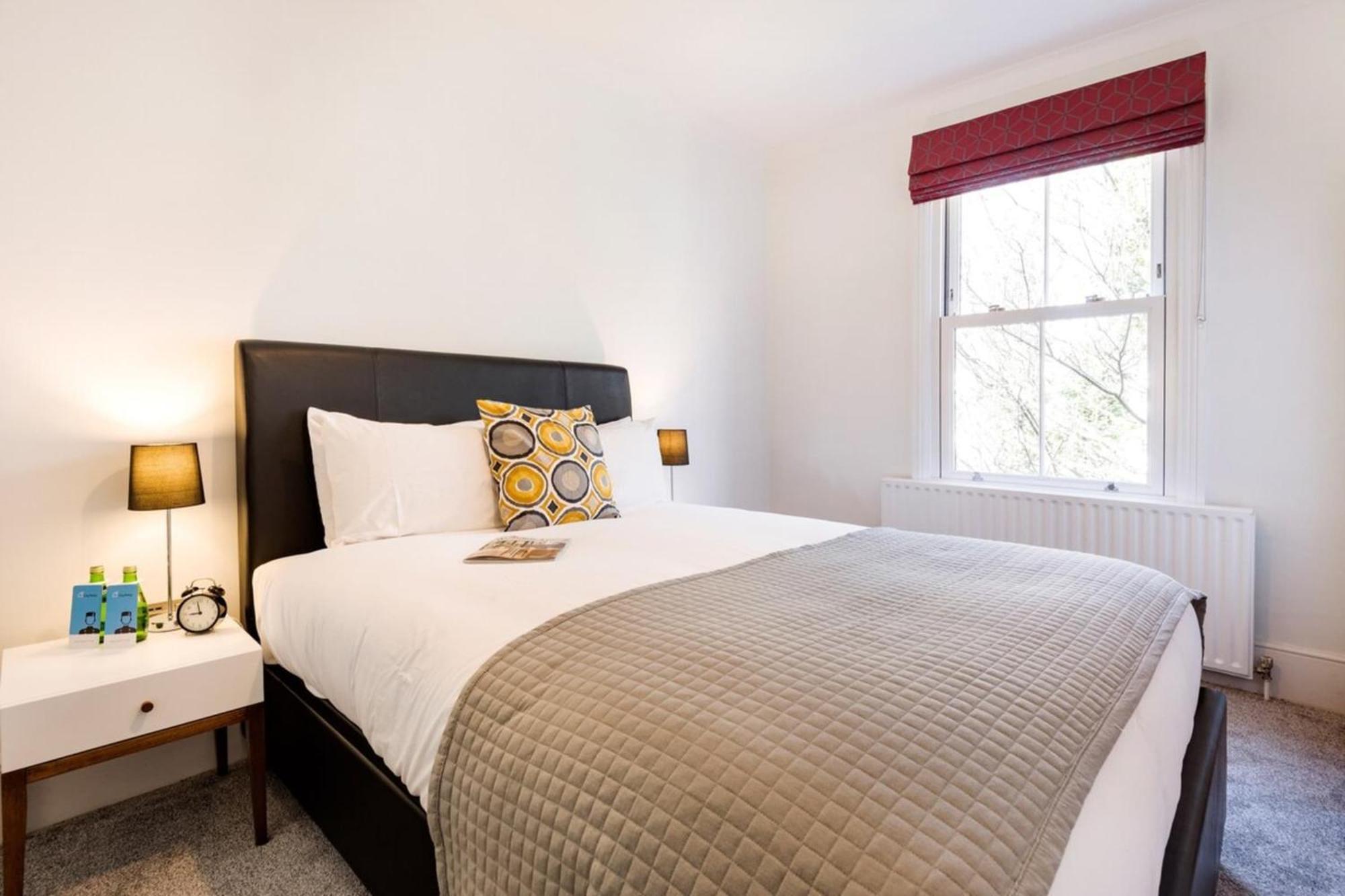 Appartamento Bright And Modern Earls Court Gem Londra Esterno foto