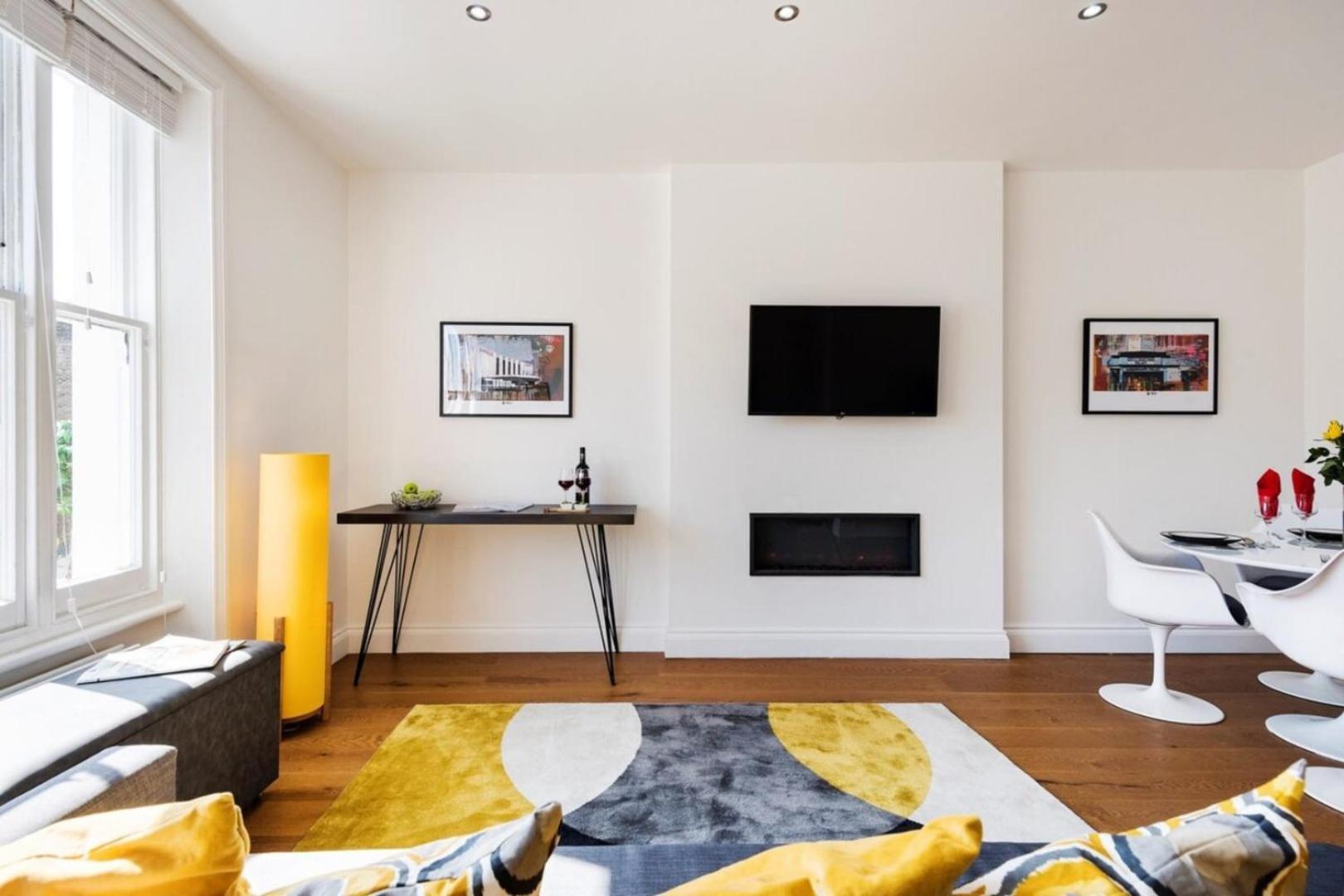 Appartamento Bright And Modern Earls Court Gem Londra Esterno foto